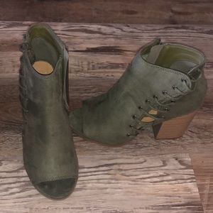 Brand new shoes